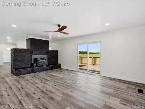 Living - 7925 Wildcat Rd, Grant, MI 48032 photo 8 of 9