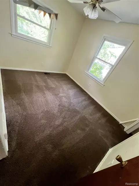 Bedroom - 3295 Spring Valley Dr, Mount Morris, MI 48504 photo 1 of 15