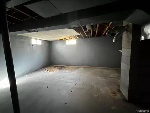 Other - 3295 Spring Valley Dr, Mount Morris, MI 48504 photo 6 of 8