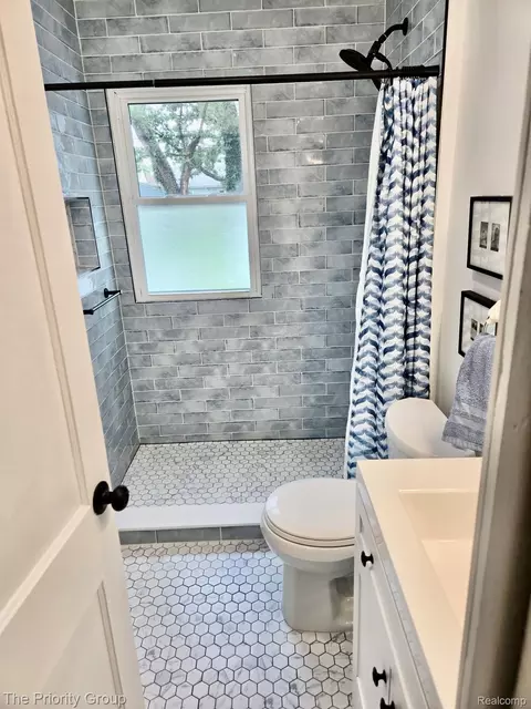 Bath - 3415 Williams St, Dearborn, MI 48124 photo 1 of 3