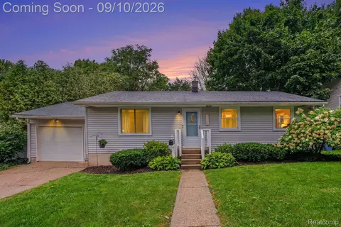 1139 Houseman Ave NE, Grand Rapids, MI 49503