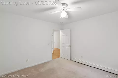 Bedroom - 9045 Commerce Rd, Commerce, MI 48382 photo 6 of 6