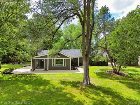 Other - 9045 Commerce Rd, Commerce, MI 48382 photo 6 of 17