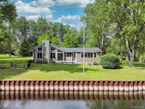 Other - 9045 Commerce Rd, Commerce, MI 48382 photo 2 of 17