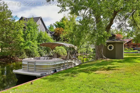 Other - 9045 Commerce Rd, Commerce, MI 48382 photo 14 of 17