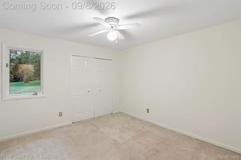 Bedroom - 9045 Commerce Rd, Commerce, MI 48382 photo 5 of 6