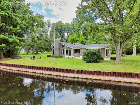 Other - 9045 Commerce Rd, Commerce, MI 48382 photo 4 of 17