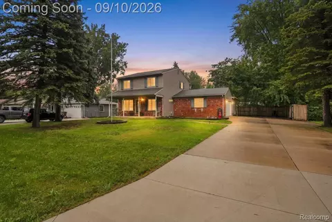 47466 Vanker Ave, Shelby Township, MI 48317