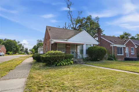 20314 Gilchrist St, Detroit, MI 48235