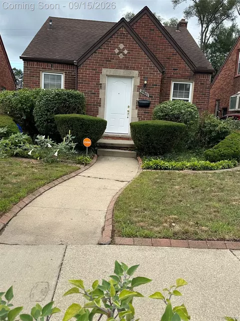 18301 Manor St, Detroit, MI 48221