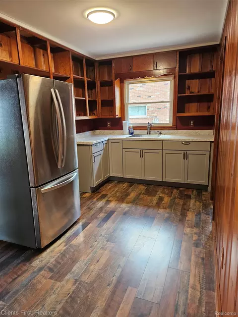 Kitchen - 14344 Edgewater Dr, Dexter, MI 48137 photo 1 of 1