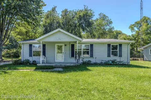3501 Idle Hour Ct, Burtchville, MI 48059