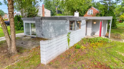Exterior - 18258 Outer Dr, Dearborn, MI 48128 photo 1 of 7