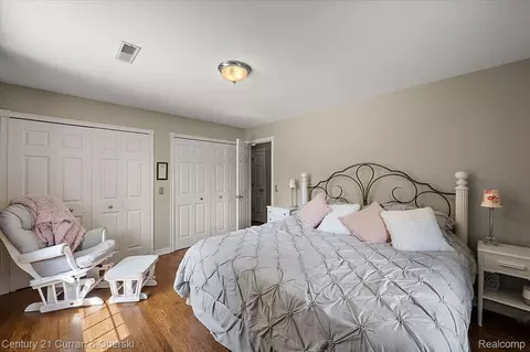 Bedroom - 219 E Caledonia St, Howell, MI 48843 photo 6 of 6