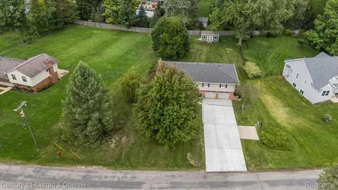 View/Area - 219 E Caledonia St, Howell, MI 48843 photo 2 of 6