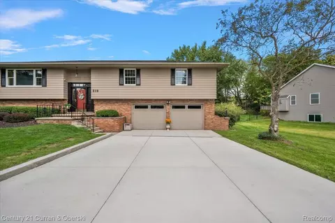 Other - 219 E Caledonia St, Howell, MI 48843 photo 1 of 22
