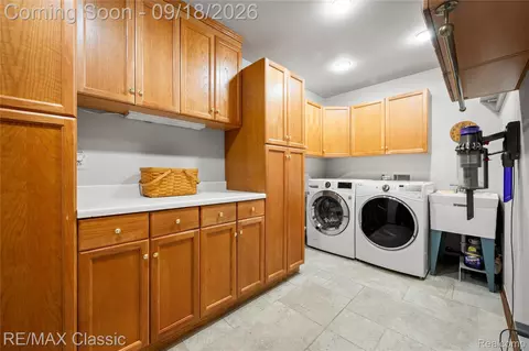Other - 2899 Current Dr, Rochester Hills, MI 48309 photo 14 of 31