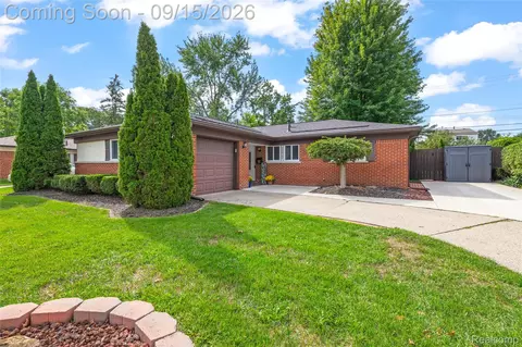 22947 Tuck Rd, Farmington Hills, MI 48336