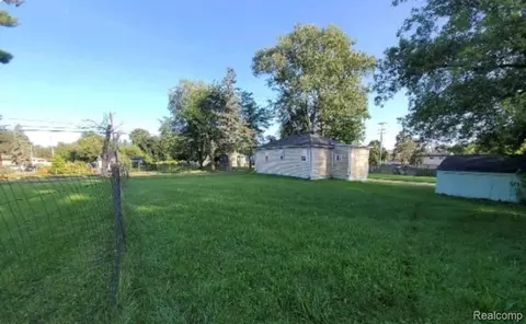 Other - 1159 Sutton Ave, Flint, MI 48504 photo 4 of 8
