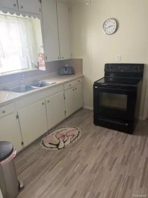 Other - 1159 Sutton Ave, Flint, MI 48504 photo 5 of 8