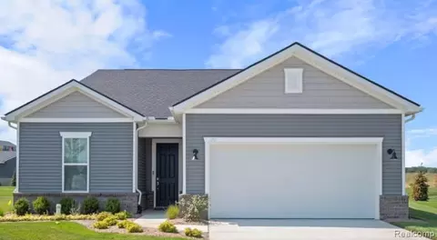 2095 Marigold Way, Milford, MI 48381