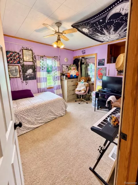 Bedroom - 10173 E Mount Morris Rd, Richfield, MI 48423 photo 1 of 5