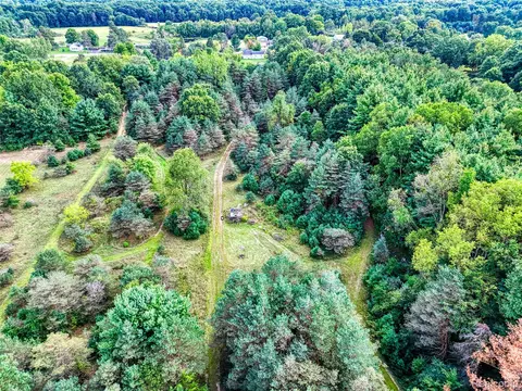 View/Area - 10173 E Mount Morris Rd, Richfield, MI 48423 photo 12 of 13