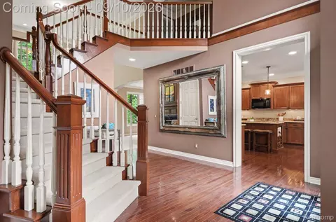 Entry Way - 6464 Enclave Dr, Independence, MI 48348 photo 2 of 4