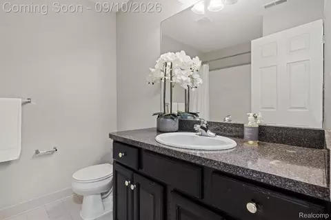 Bath - 33574 Utica Rd, Fraser, MI 48026 photo 1 of 2