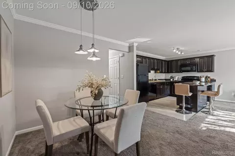 Dining - 33574 Utica Rd, Fraser, MI 48026 photo 3 of 3