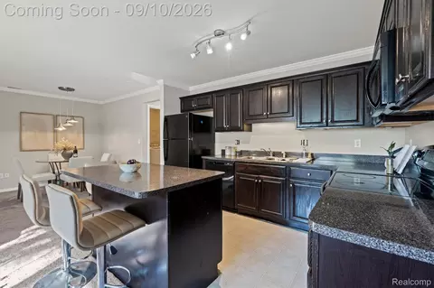 Kitchen - 33574 Utica Rd, Fraser, MI 48026 photo 1 of 2