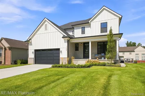 1309 Walloon Way, Orion, MI 48360