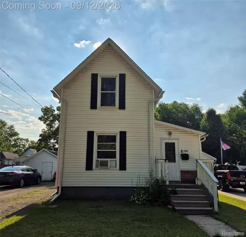 728 Lingle Ave, Owosso, MI 48867