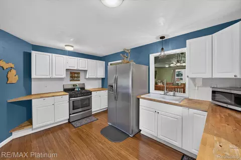 Kitchen - 160 Kuhn St, Unadilla, MI 48137 photo 1 of 2
