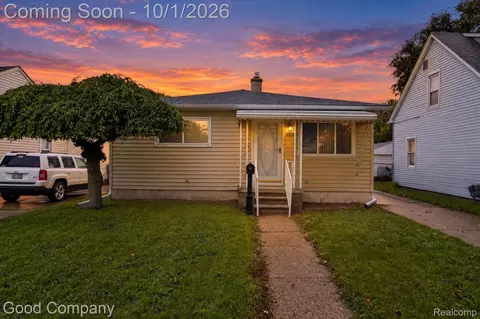4176 Kingston St, Dearborn Heights, MI 48125