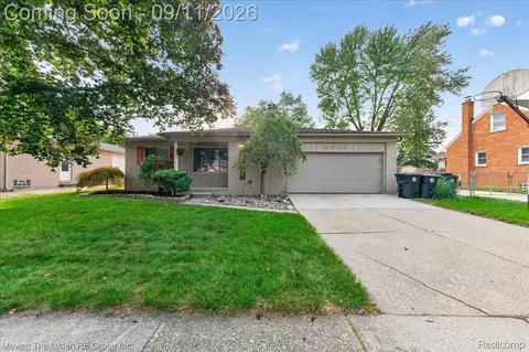 8933 Danzig St, Livonia, MI 48150