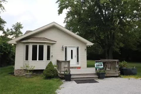 4223 S Baldwin Rd, Orion, MI 48359