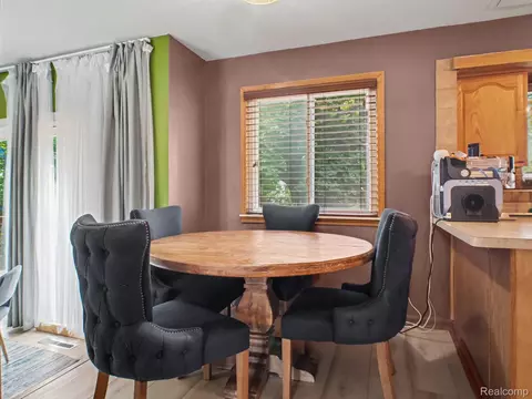 Dining - 1837 Springfield St, Flint, MI 48503 photo 1 of 1
