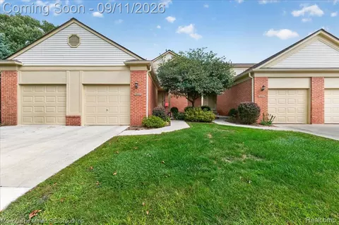 3055 Ailsa Craig Dr, Ann Arbor, MI 48108