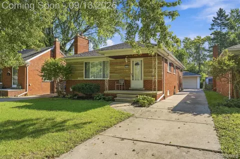8300 Virgil St, Dearborn Heights, MI 48127