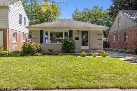 11304 Ingram St, Livonia, MI 48150