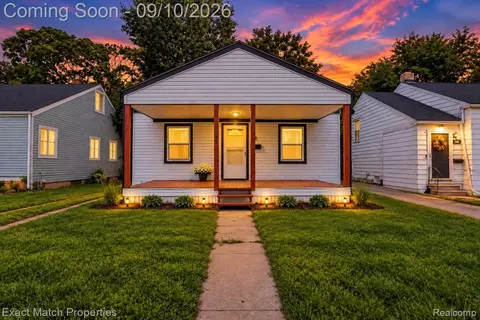 583 E Madison Ave, Pontiac, MI 48340