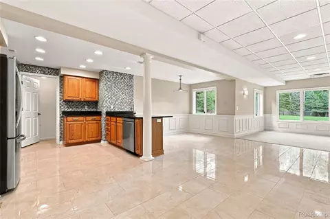 Other - 2566 Lakeside Ct, Flint, MI 48433 photo 8 of 21