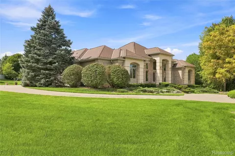 Other - 2566 Lakeside Ct, Flint, MI 48433 photo 17 of 21