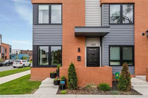 1803 Perry St #9, Detroit, MI 48216