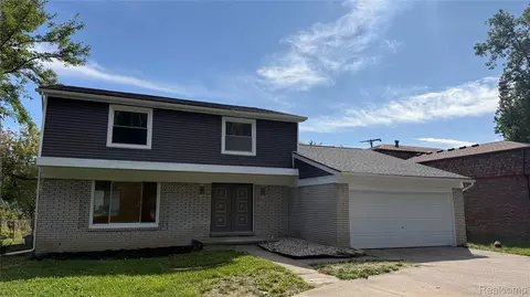 17365 Hilton St, Southfield, MI 48075