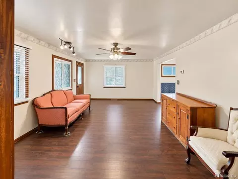 Living - 751 E Hazelhurst St, Ferndale, MI 48220 photo 1 of 2