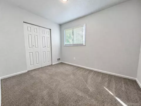 Bedroom - 7200 Edgeton St, Hamtramck, MI 48212 photo 1 of 3
