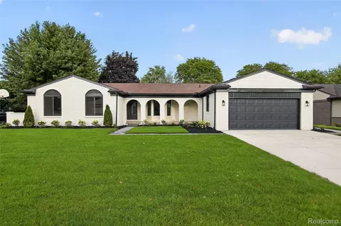 11136 Bellwood Dr, Plymouth, MI 48170