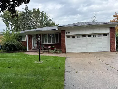 Exterior - 5347 Parent Ave, Warren, MI 48092 photo 1 of 8